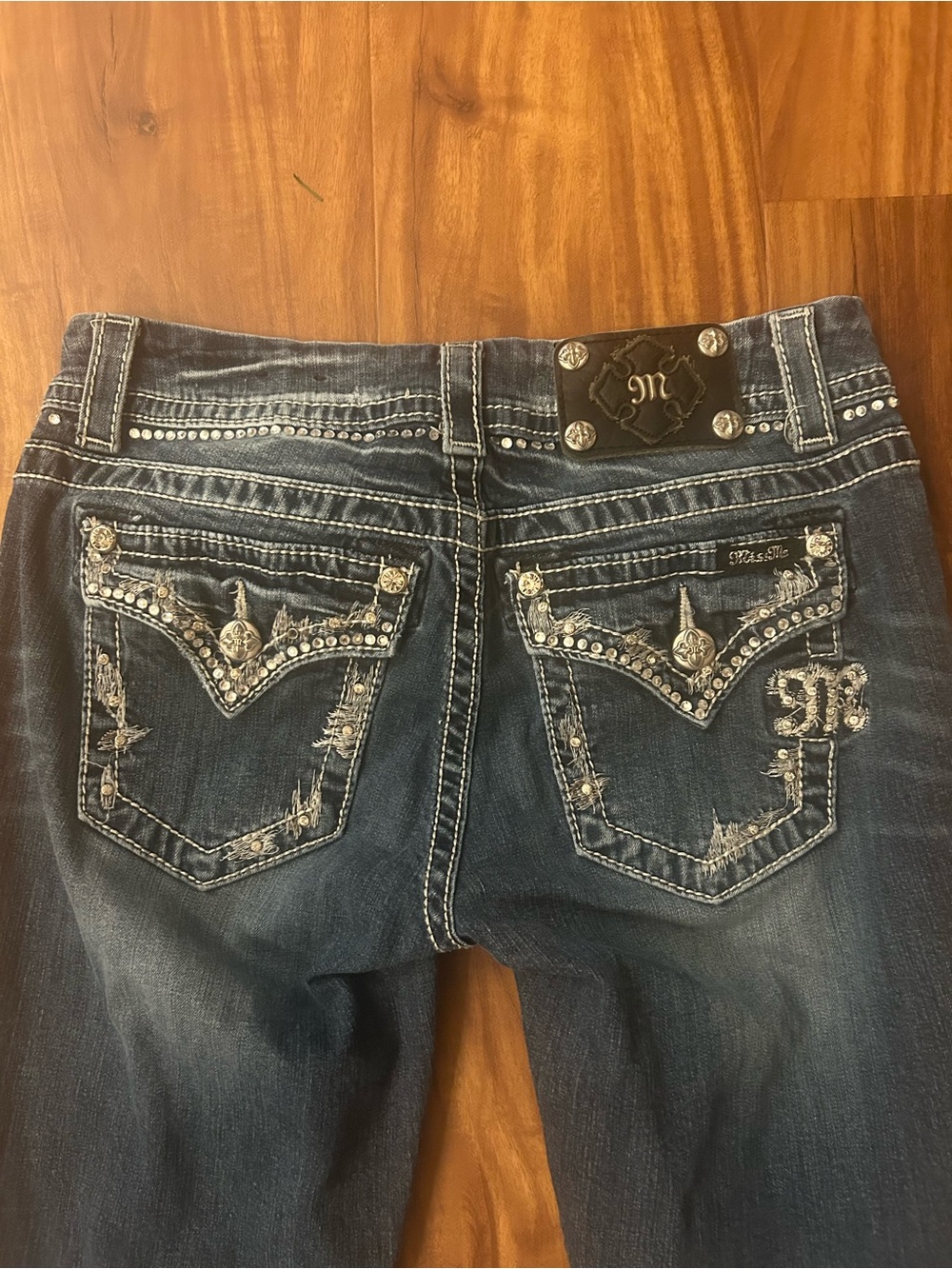 💕Gorgeous Rhinestones Miss Me Jeans Easy Boot blingy